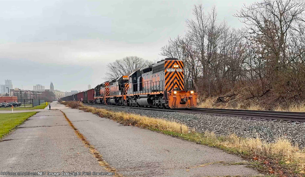 WE 7017 leads Z641-10.